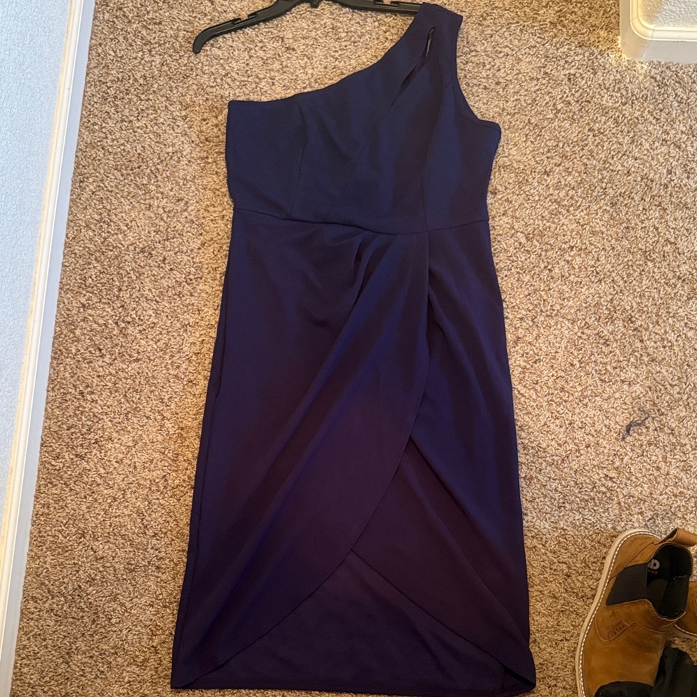 Elegant One-Shoulder Blue Dress
